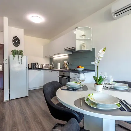 アパート New Luxury Bella