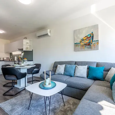 New Luxury Bella Apartman